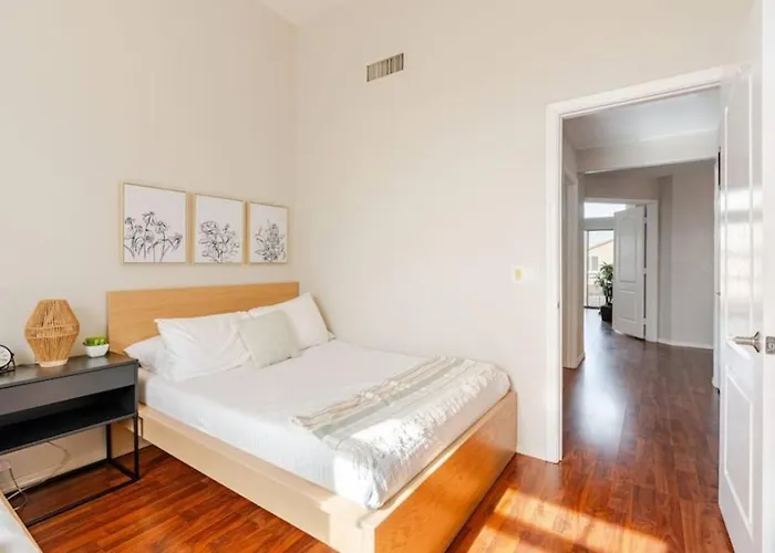 Pet-friendly Retreat W/ Private Pool, Pool Table & Great Wifi Near Golf, Hiking & Spring Training *