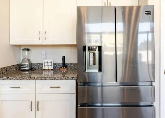 Pet-friendly Retreat W/ Private Pool, Pool Table & Great Wifi Near Golf, Hiking & Spring Training * Mesa
