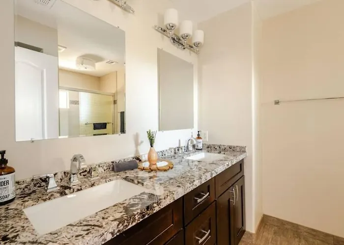 Pet-friendly Retreat W/ Private Pool, Pool Table & Great Wifi Near Golf, Hiking & Spring Training Dom wakacyjny Mesa