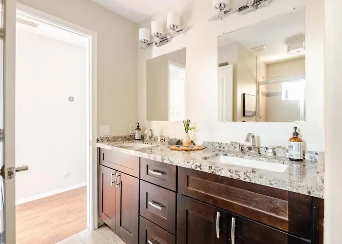 Dom wakacyjny Pet-friendly Retreat W/ Private Pool, Pool Table & Great Wifi Near Golf, Hiking & Spring Training Mesa