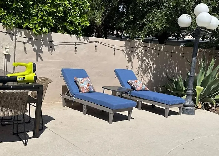 Pet-friendly Retreat W/ Private Pool, Pool Table & Great Wifi Near Golf, Hiking & Spring Training